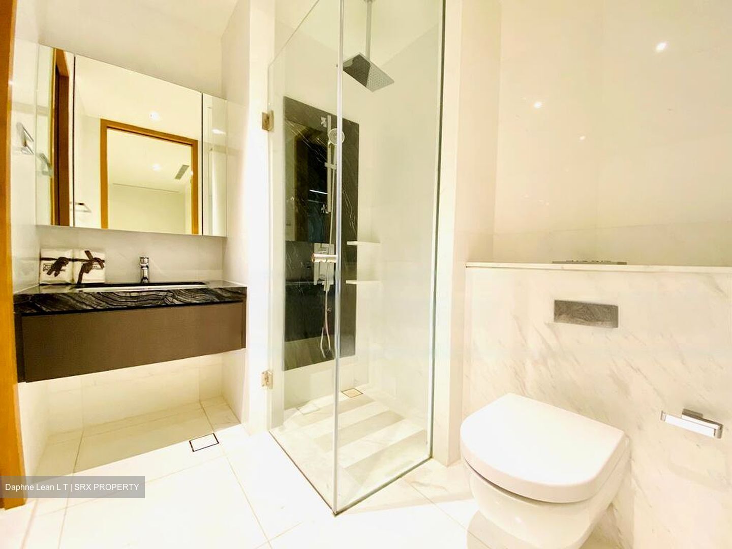 Marina One Residences (D1), Apartment #468456141